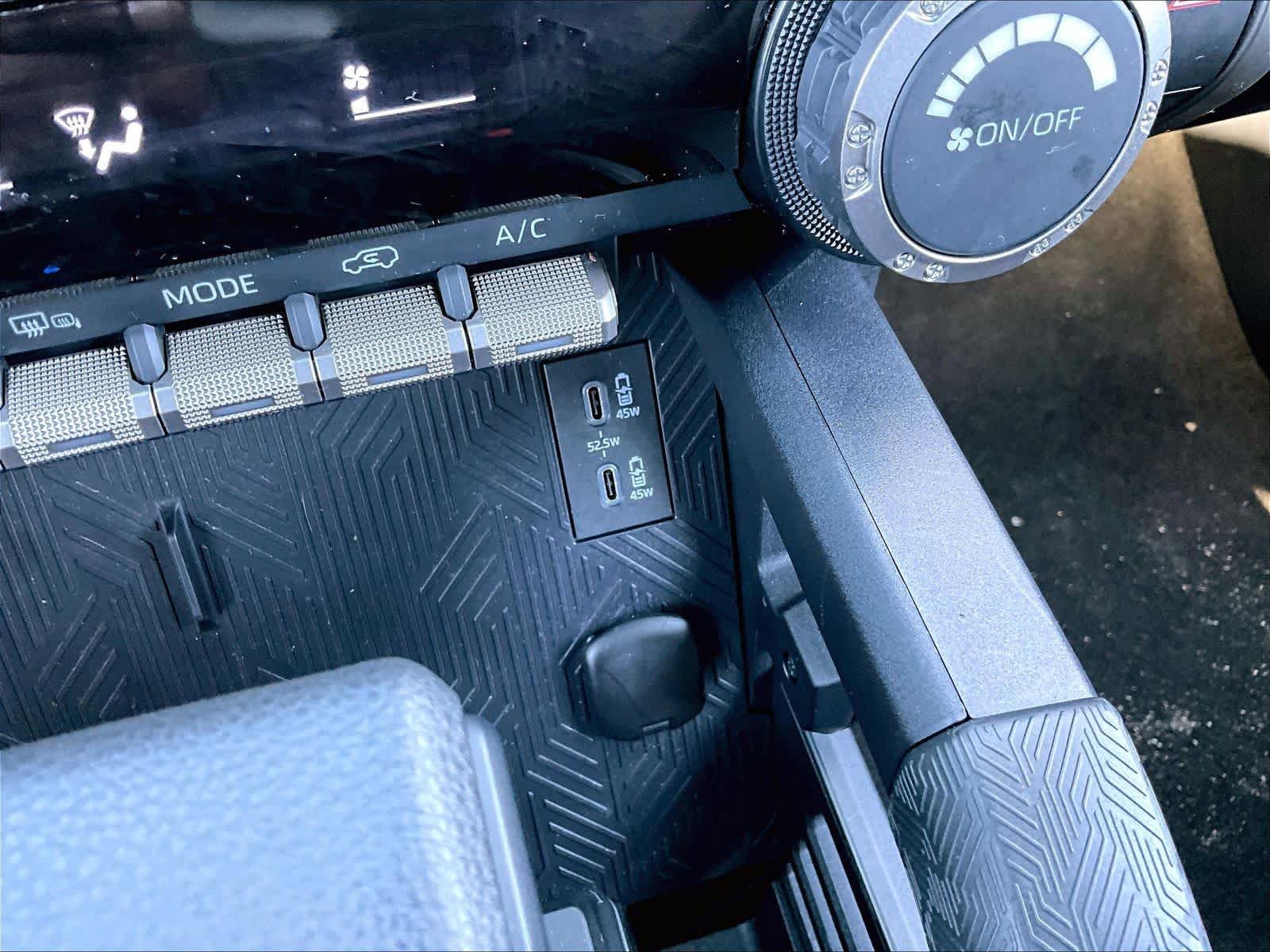 Certified 2025 Toyota 4Runner SR5 image 27