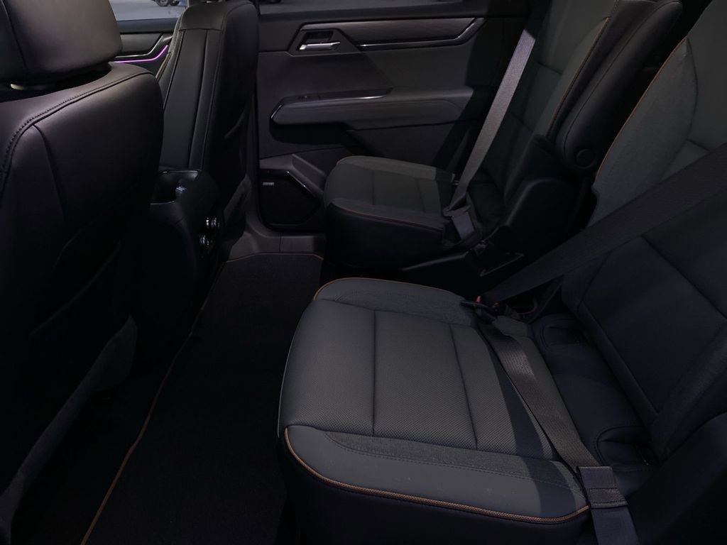 New 2026 GMC Acadia AT4 w/ Luxury Package image 35