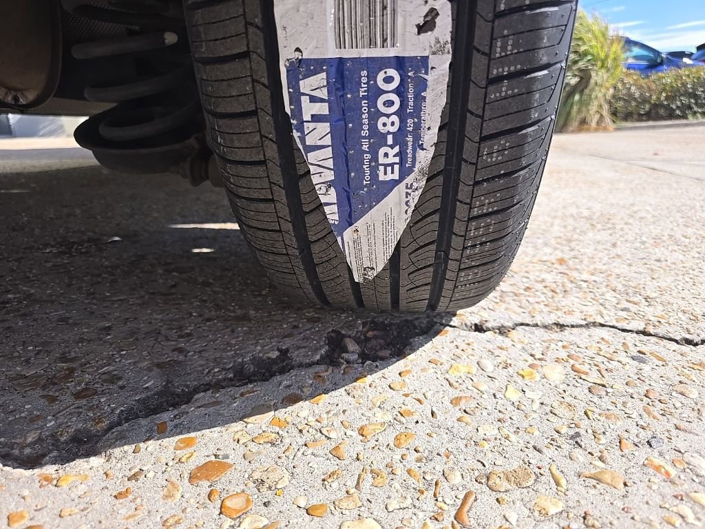 Used 2014 Ford Transit Connect XLT image 34