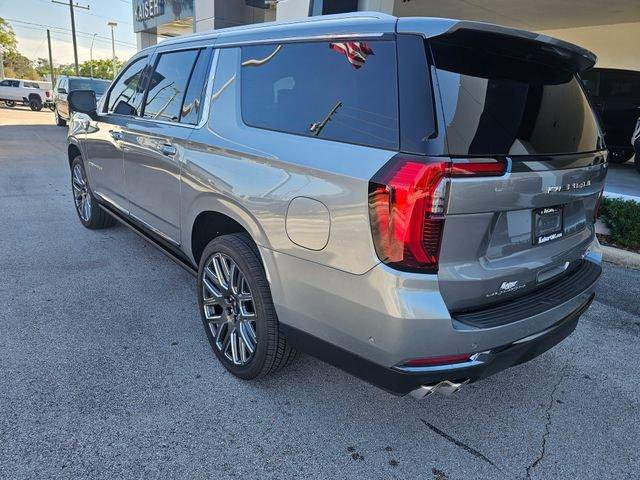 New 2026 GMC Yukon XL Denali Ultimate AWD/4WD image 3