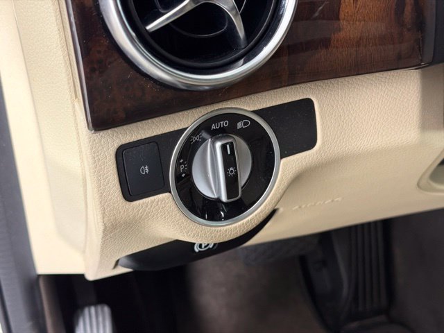 Used 2013 Mercedes-Benz GLK 350 2WD image 25