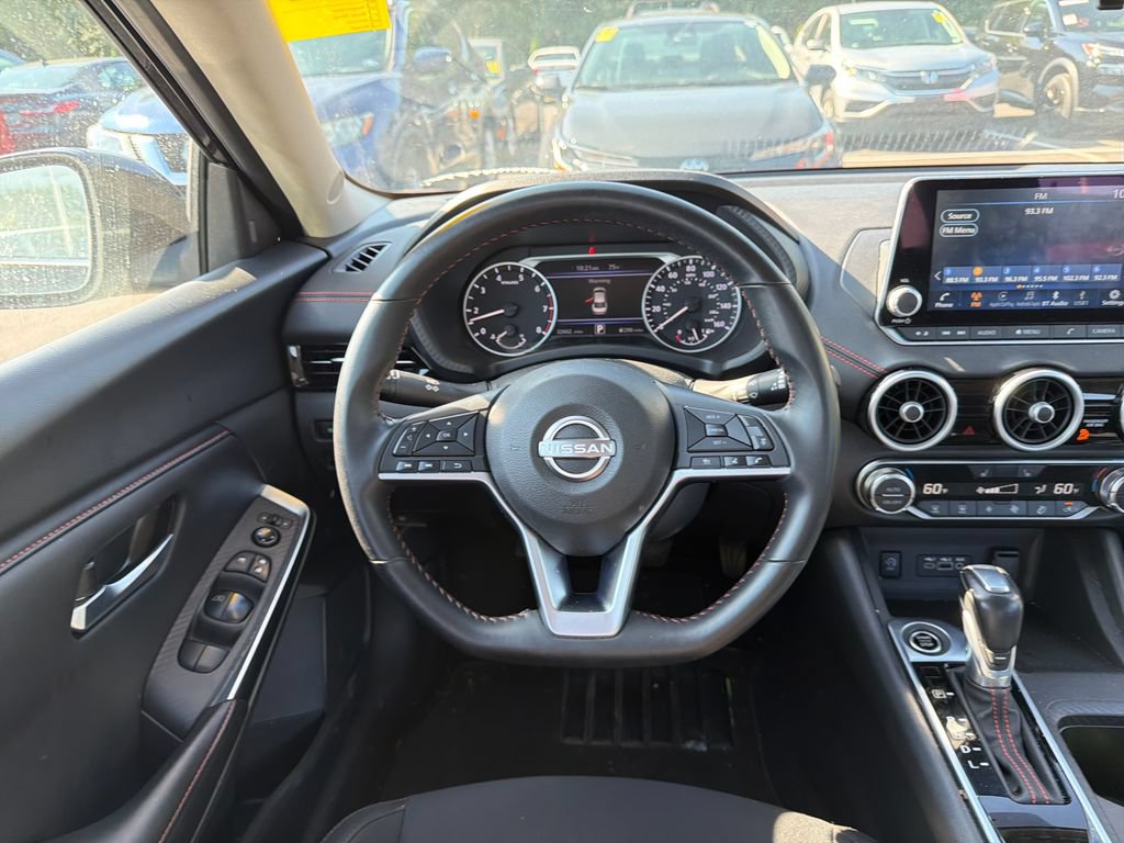 Used 2025 Nissan Sentra SR FWD image 13
