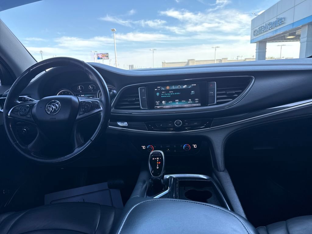 Used 2019 Buick Enclave Essence AWD/4WD image 15