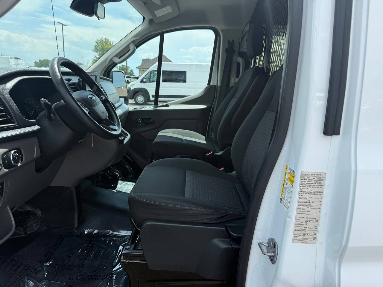 Used 2022 Ford Transit 250 Low Roof w/ Exterior Upgrade Package RWD image 17
