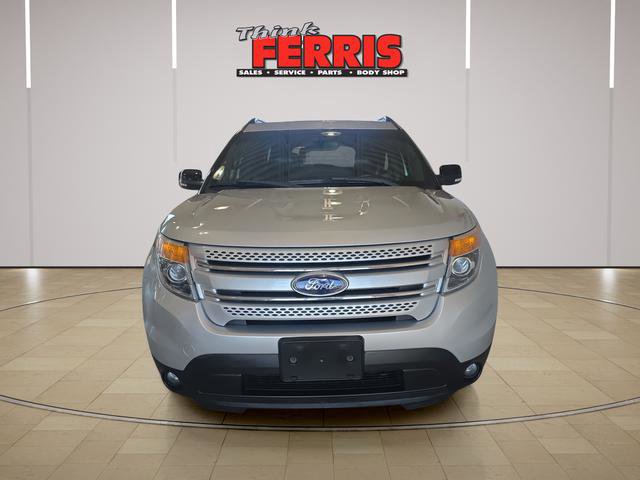 Used 2014 Ford Explorer XLT w/ Equipment Group 202A AWD/4WD image 8