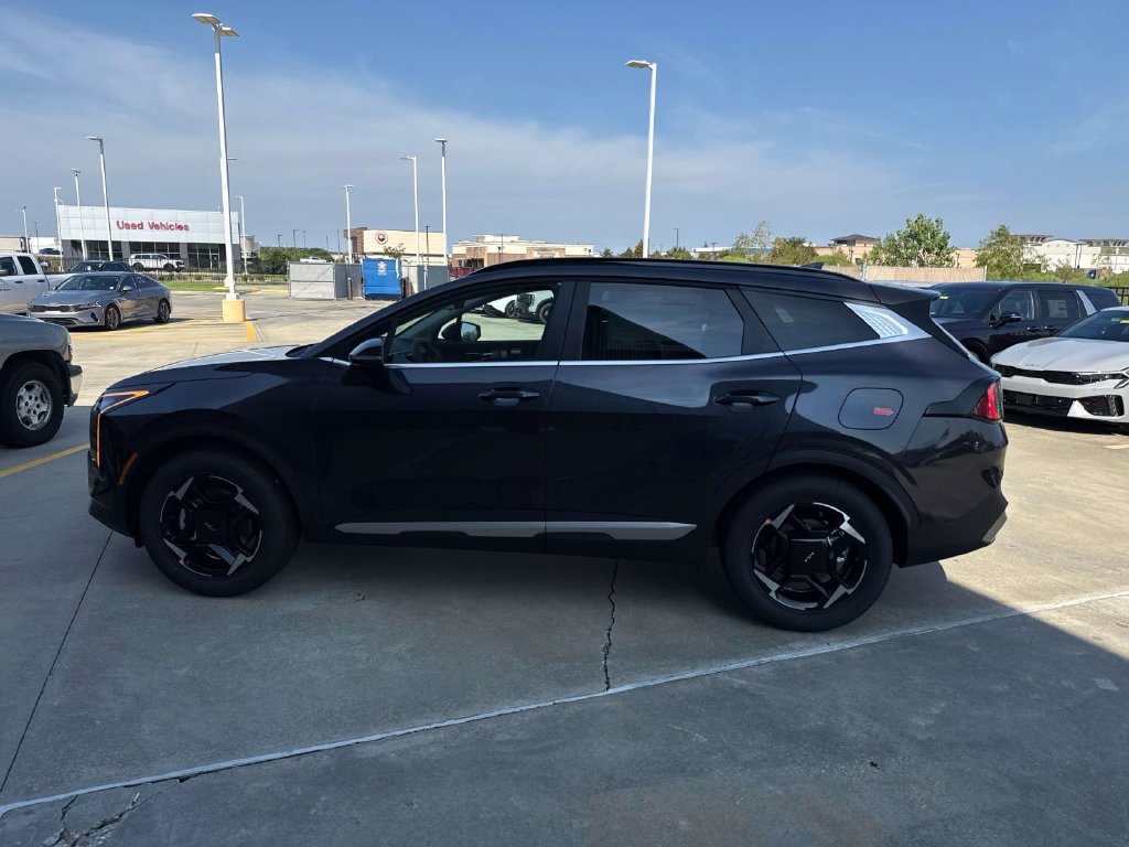 New 2027 Kia Sportage EX FWD image 5