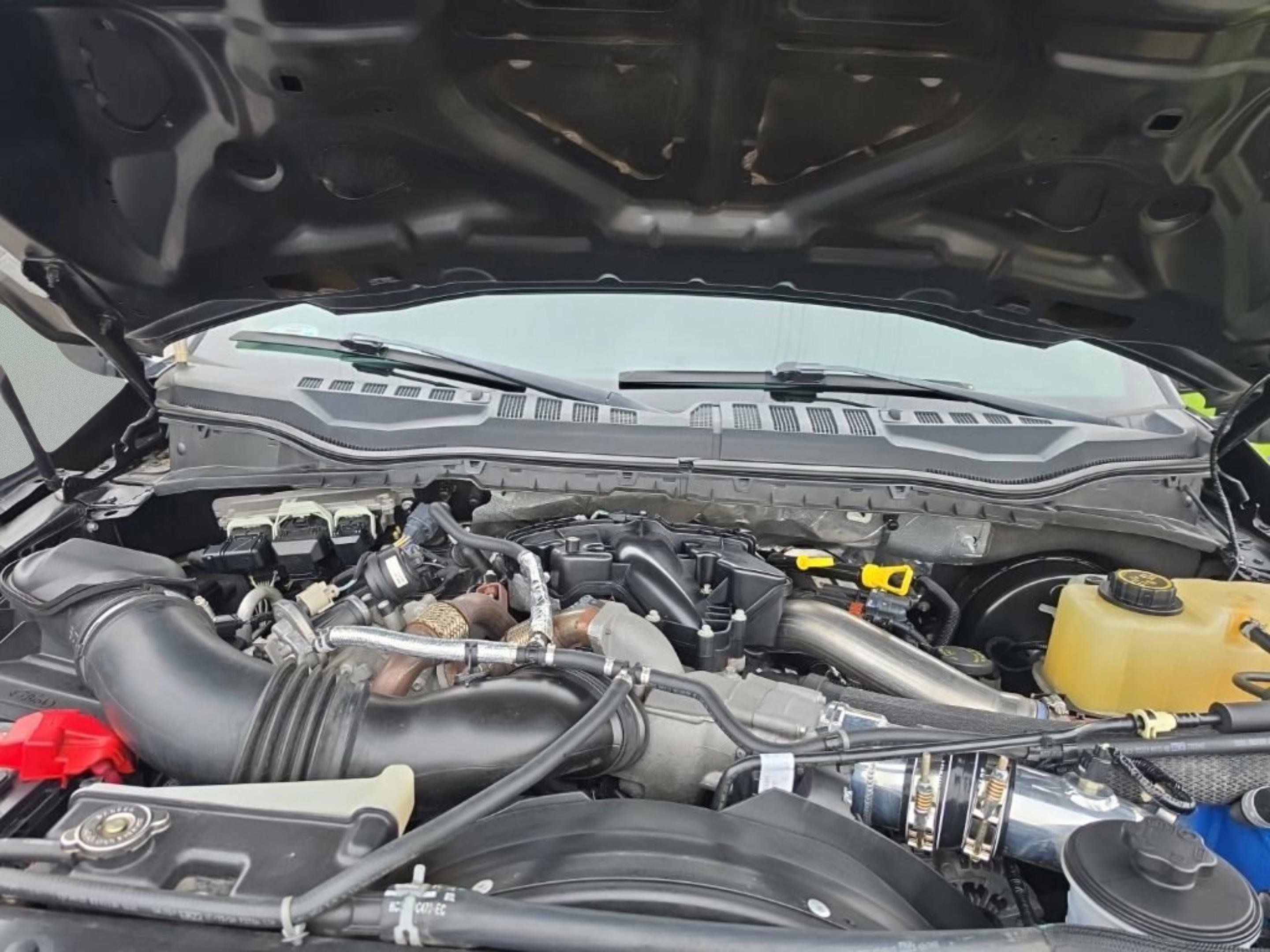 Used 2019 Ford F250 XLT AWD/4WD image 11