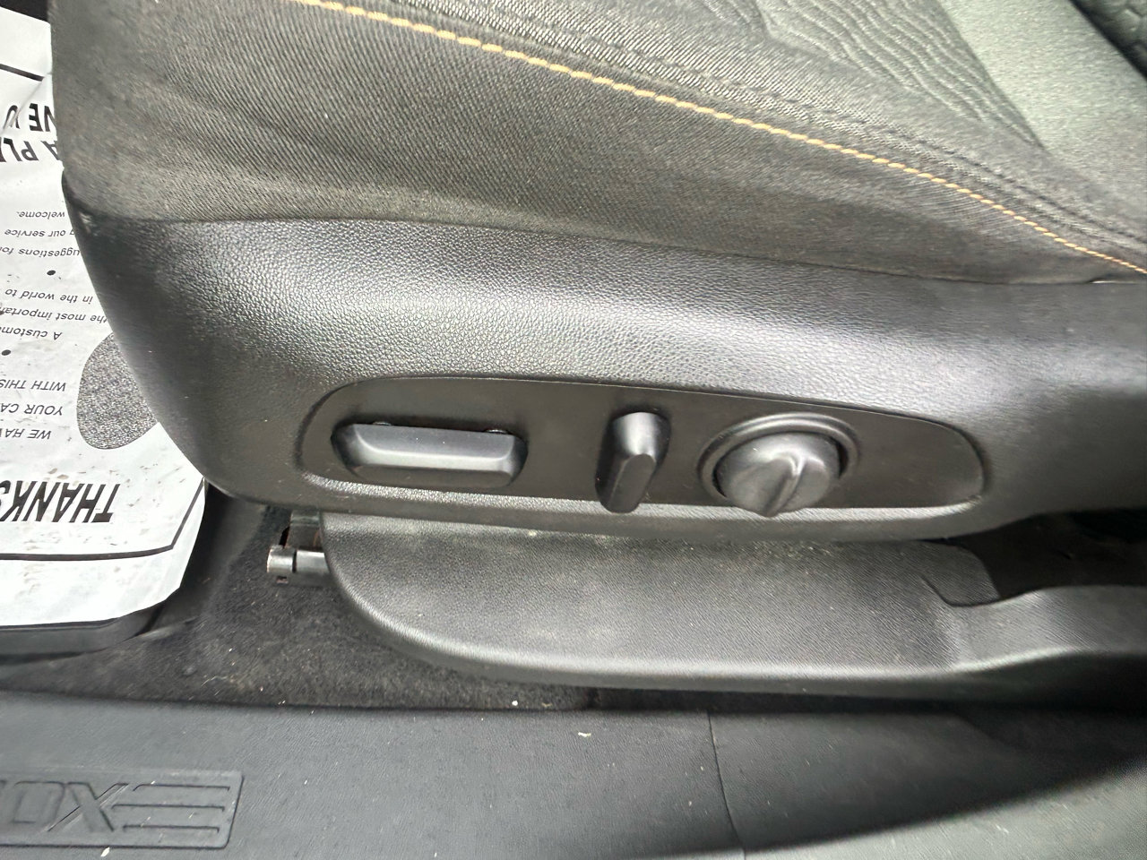 Used 2021 Chevrolet Equinox LT image 11