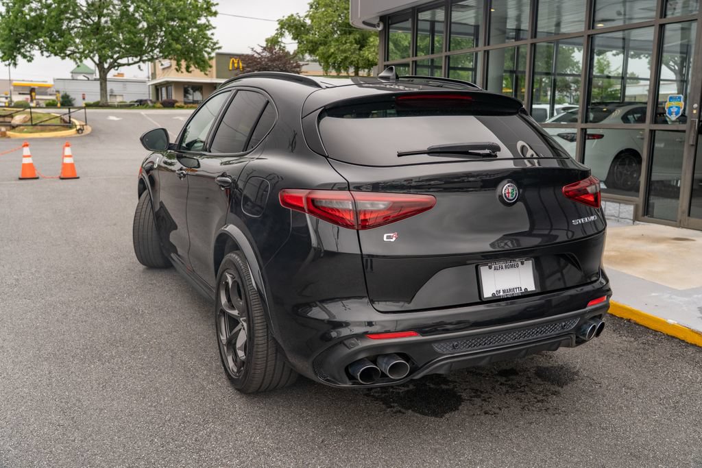 Used 2022 Alfa Romeo Stelvio Quadrifoglio w/ Active Assist Plus Package AWD/4WD image 5