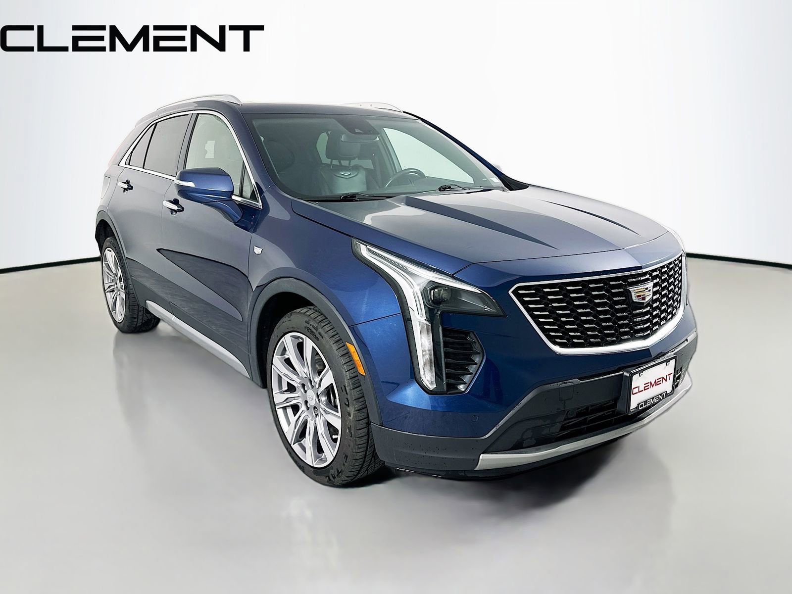 Used 2021 Cadillac XT4 Premium Luxury w/ Sun And Sound Package image 5