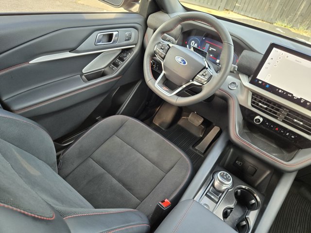 Used 2026 Ford Explorer ST w/ Sun And Sound Package RWD image 19