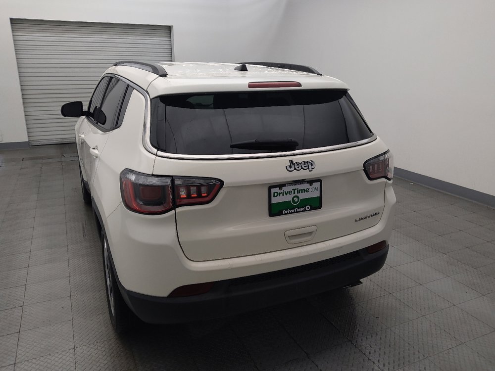 Used 2019 Jeep Compass Limited image 6