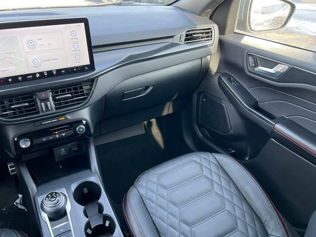 Certified 2023 Ford Escape ST-Line Elite w/ Premium Technology Package image 36