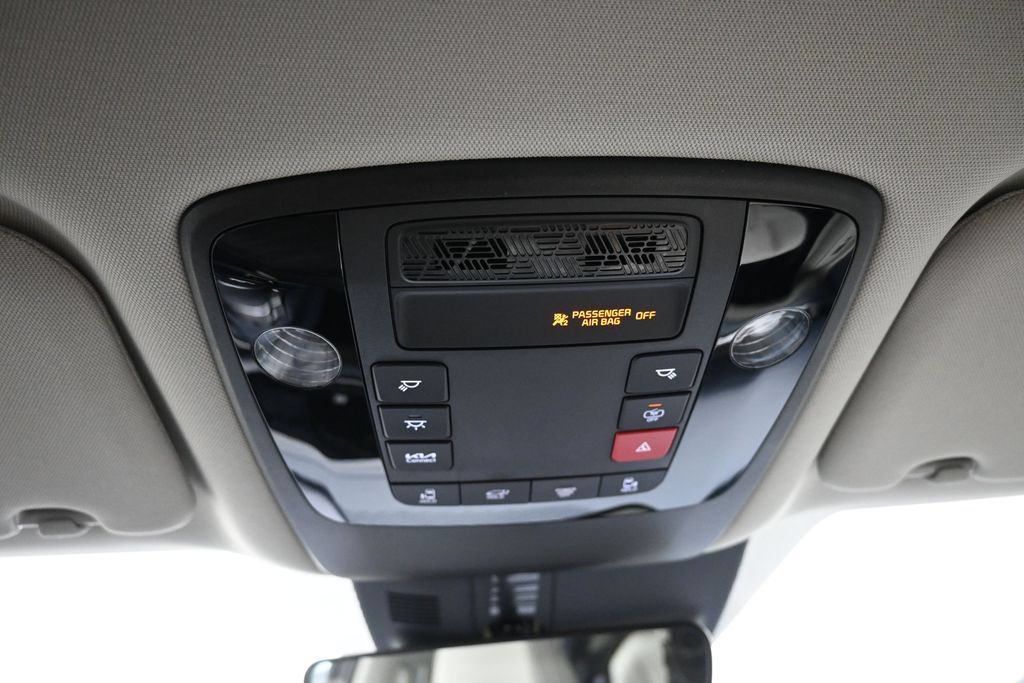 New 2026 Kia Carnival EX FWD image 17