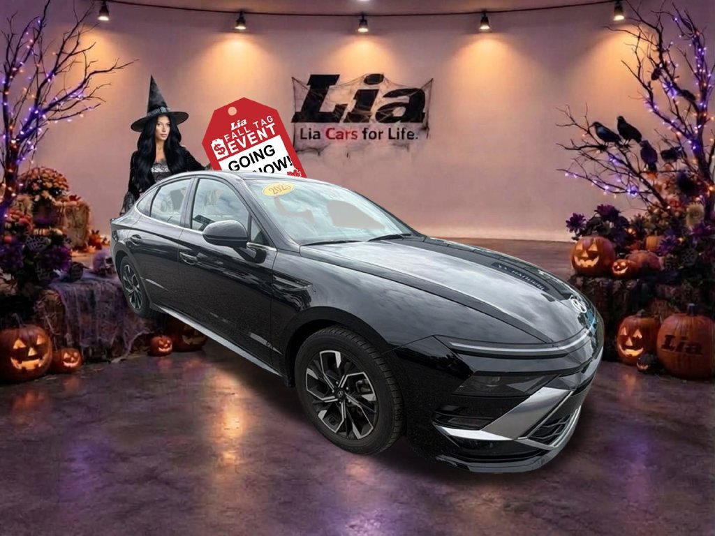 Used 2025 Hyundai Sonata SEL FWD image 2