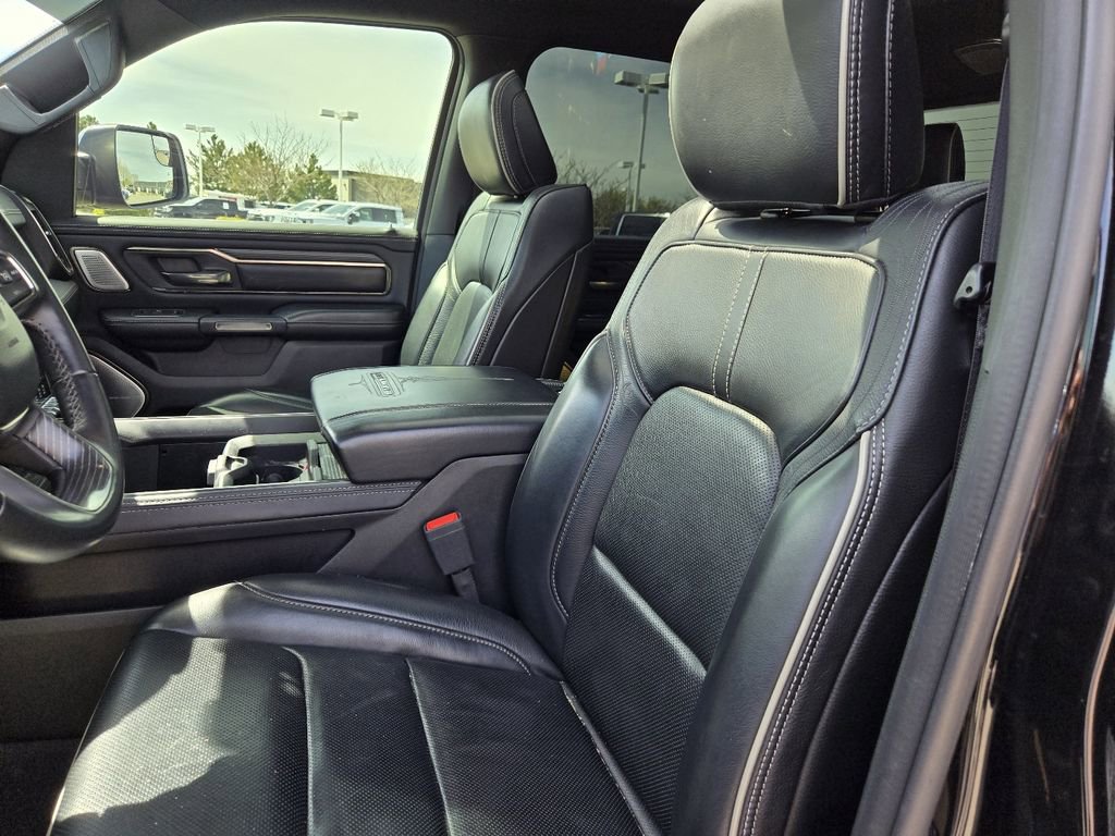 Used 2021 RAM 1500 Limited AWD/4WD image 2