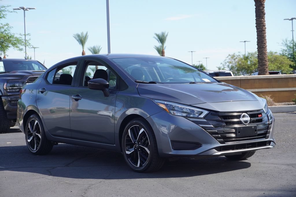 Certified 2024 Nissan Versa SR FWD image 4
