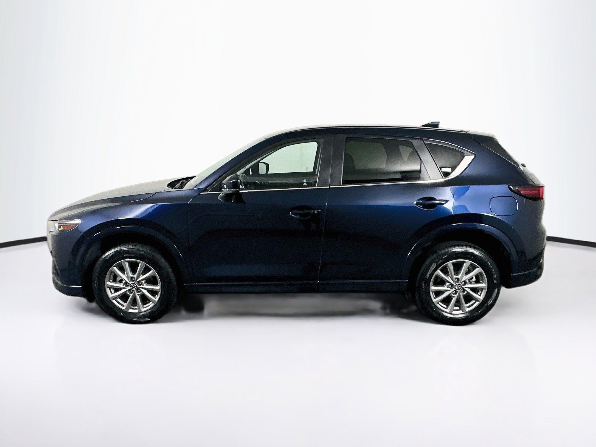 Used 2025 MAZDA CX-5 AWD 2.5 S w/ Select Package image 4