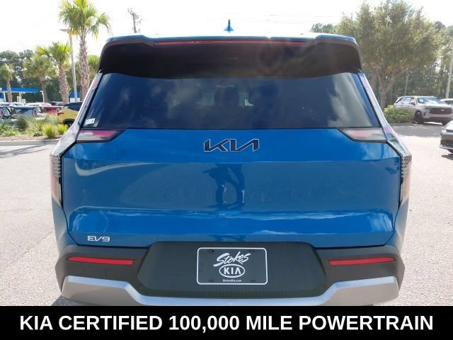 Certified 2024 Kia EV9 Wind AWD/4WD image 6