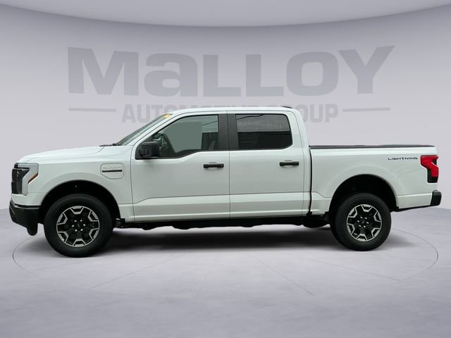 Used 2022 Ford F150 Lightning Pro image 2