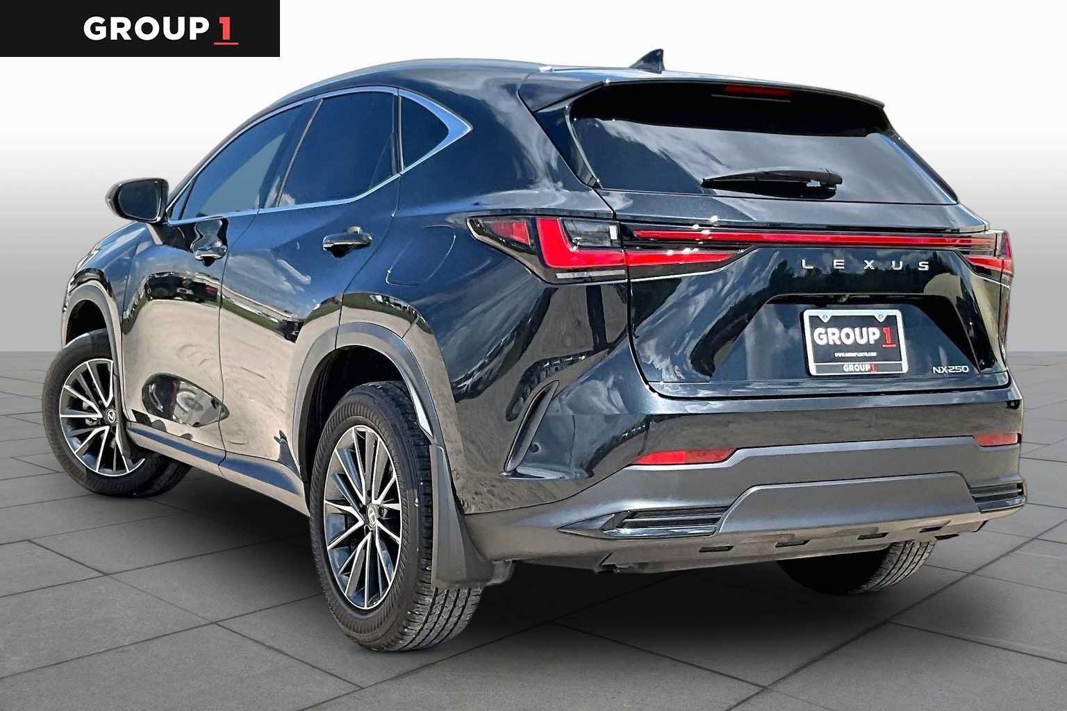 Used 2025 Lexus NX 250 FWD image 10