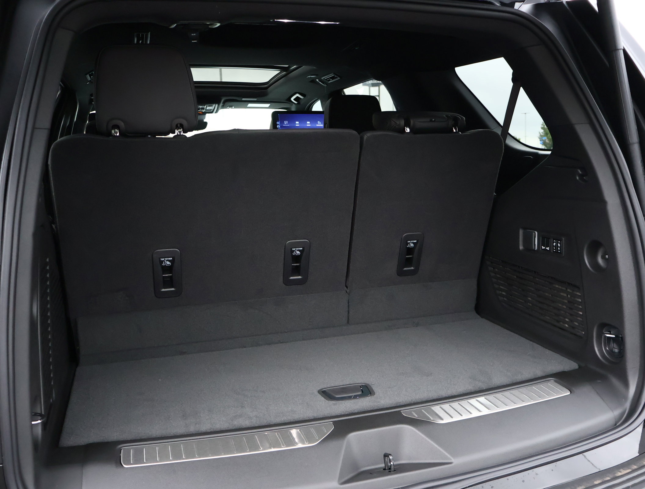 New 2026 Chevrolet Tahoe High Country AWD/4WD image 29