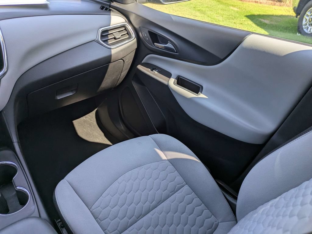 Used 2019 Chevrolet Equinox LS w/ LS Convenience Package FWD image 17