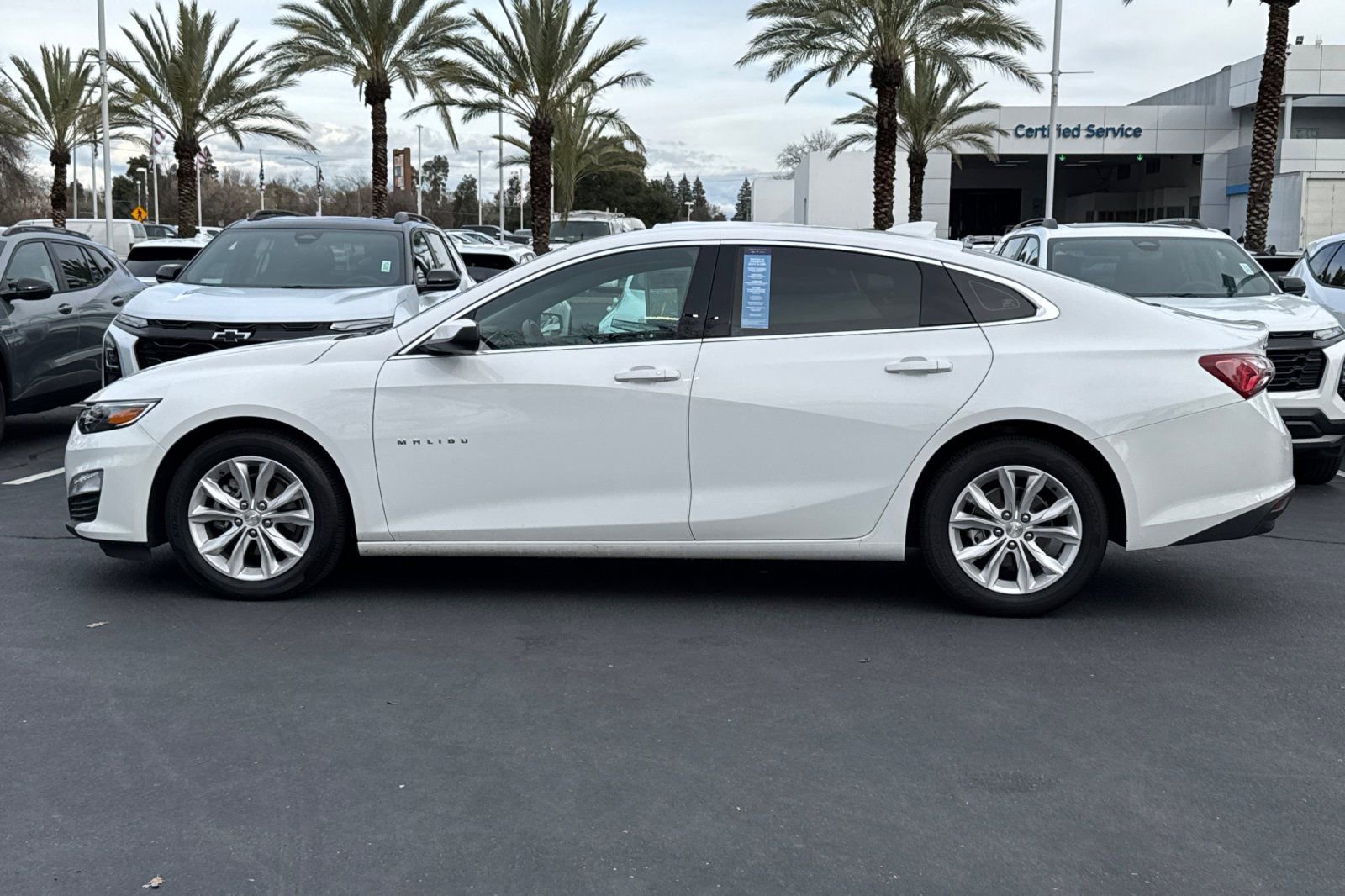 Certified 2022 Chevrolet Malibu LT w/ Leather Package image 6