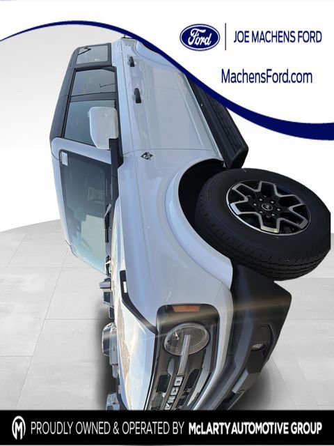 New 2026 Ford Bronco Outer Banks AWD/4WD image 1