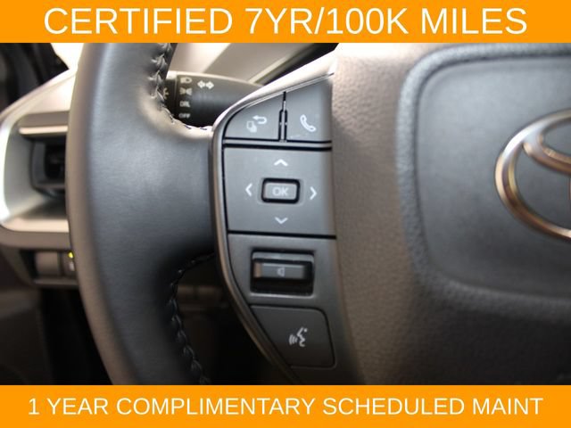 Used 2025 Toyota Prius LE FWD image 21