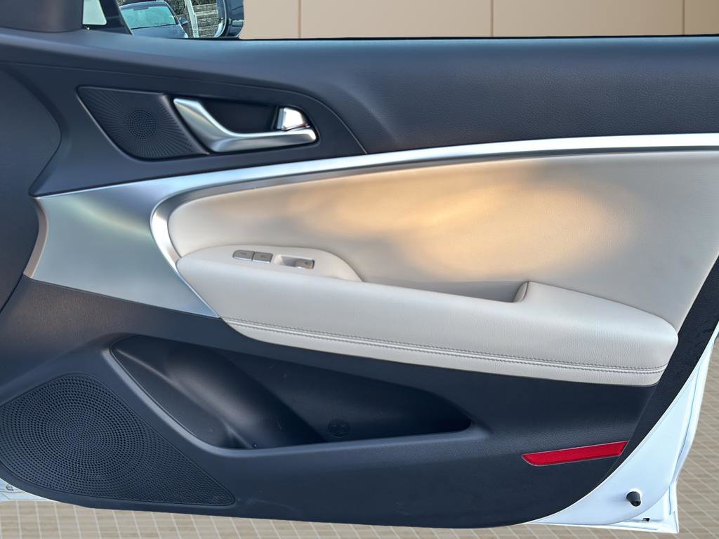 Certified 2026 Genesis G70 2.5T image 34