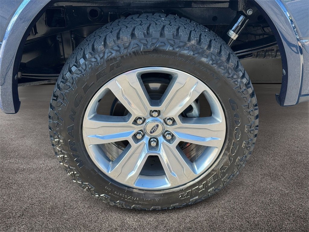 Used 2020 Ford F150 Platinum w/ Equipment Group 701A Luxury image 8