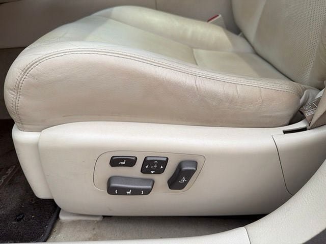Used 2008 Lexus LS 460 RWD image 9
