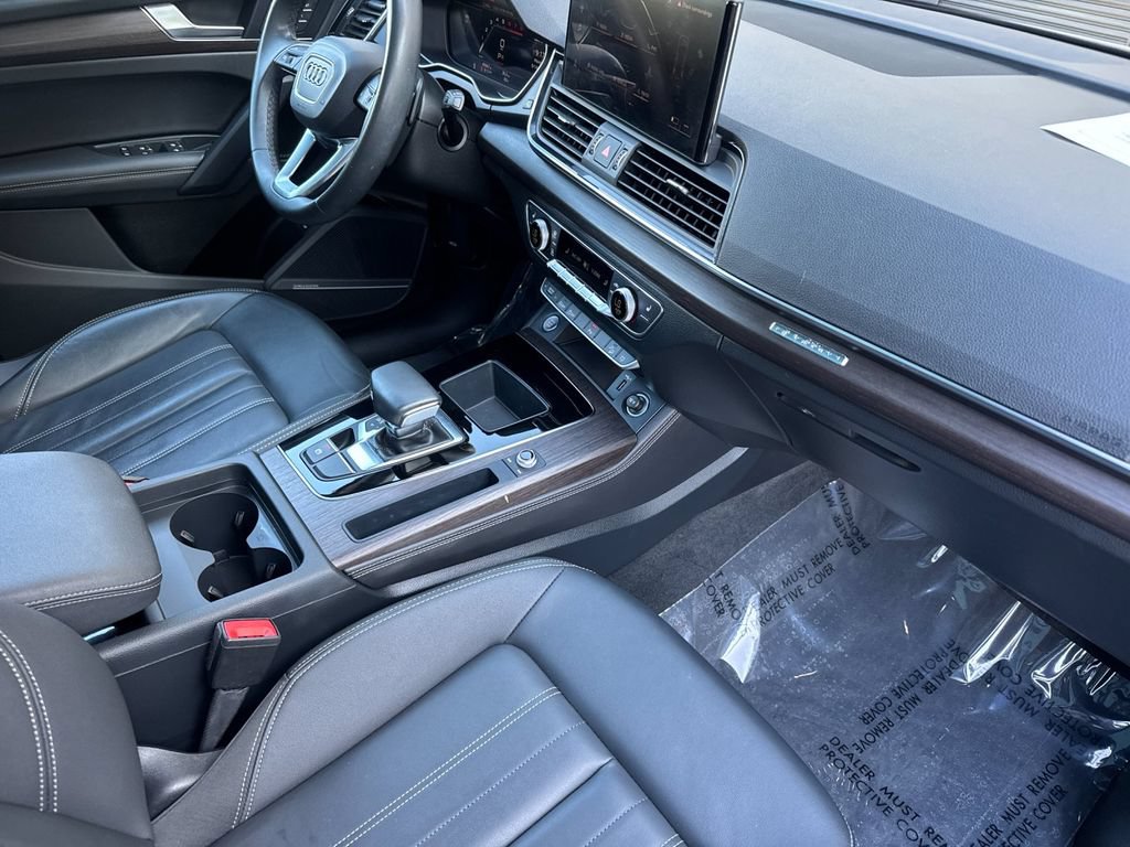 Used 2023 Audi Q5 2.0T Premium Plus w/ Premium Plus Package AWD/4WD image 19