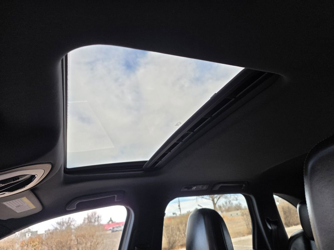 Used 2012 Porsche Cayenne S image 23