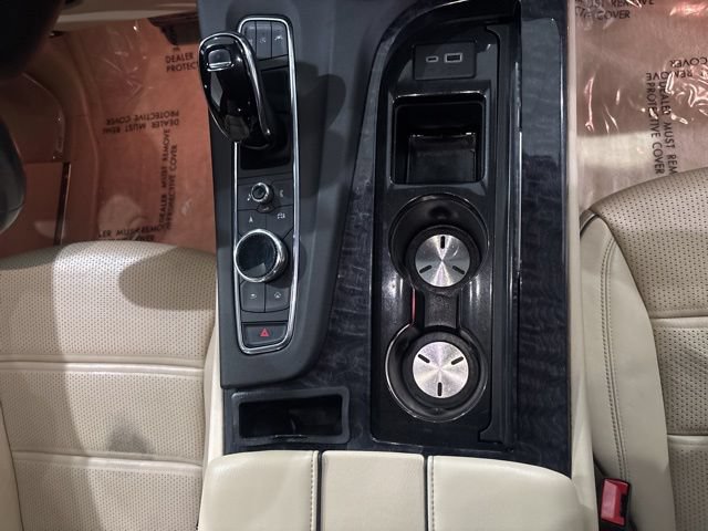 Certified 2023 Cadillac Escalade ESV Premium Luxury w/ Performance Package AWD/4WD image 30