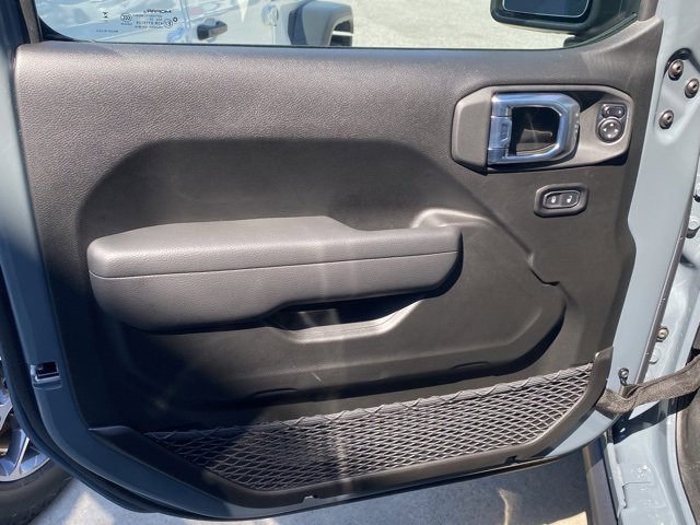 New 2025 Jeep Wrangler Unlimited Rubicon w/ Technology Group image 12