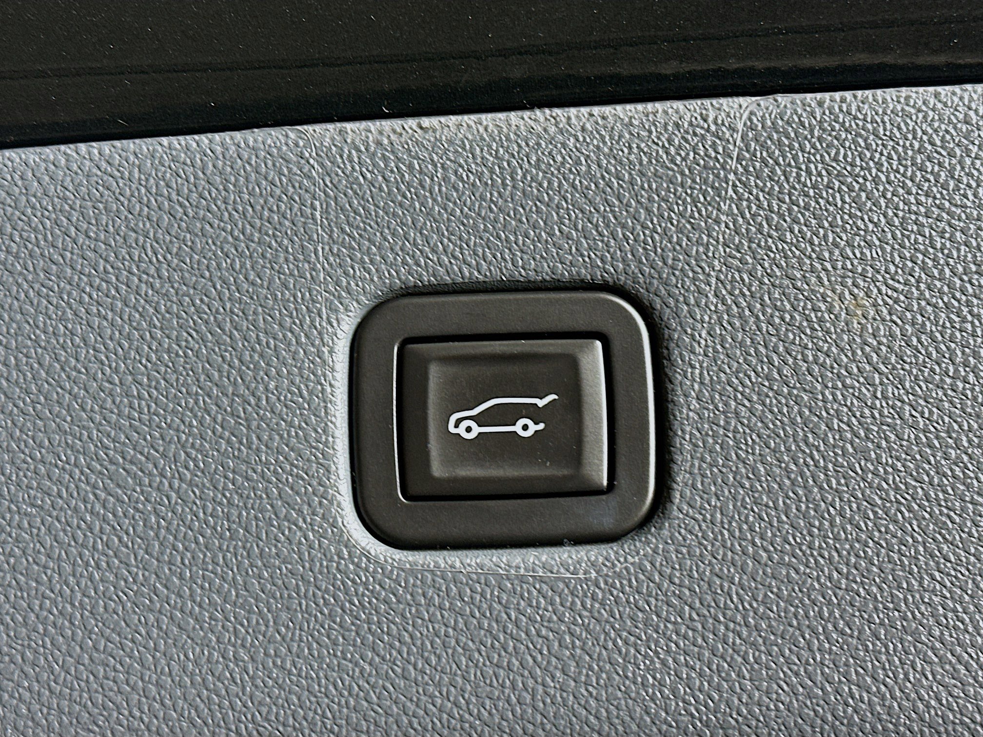 Used 2020 Chevrolet Blazer LT w/ Sound & Technology Package image 28