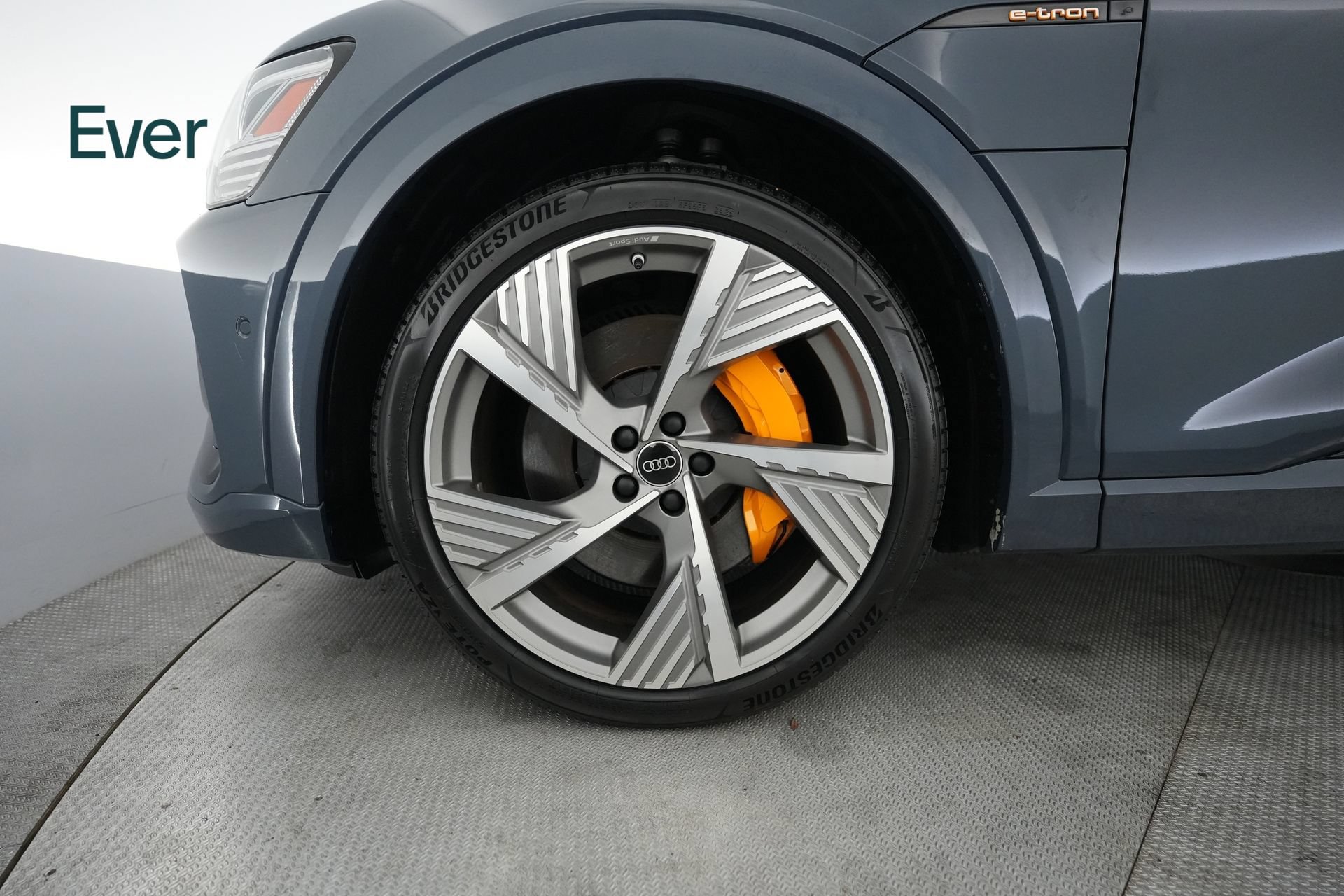 Used 2022 Audi e-tron Prestige AWD/4WD image 19