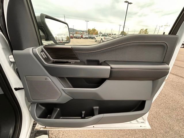 Used 2024 Ford F150 Lariat image 34