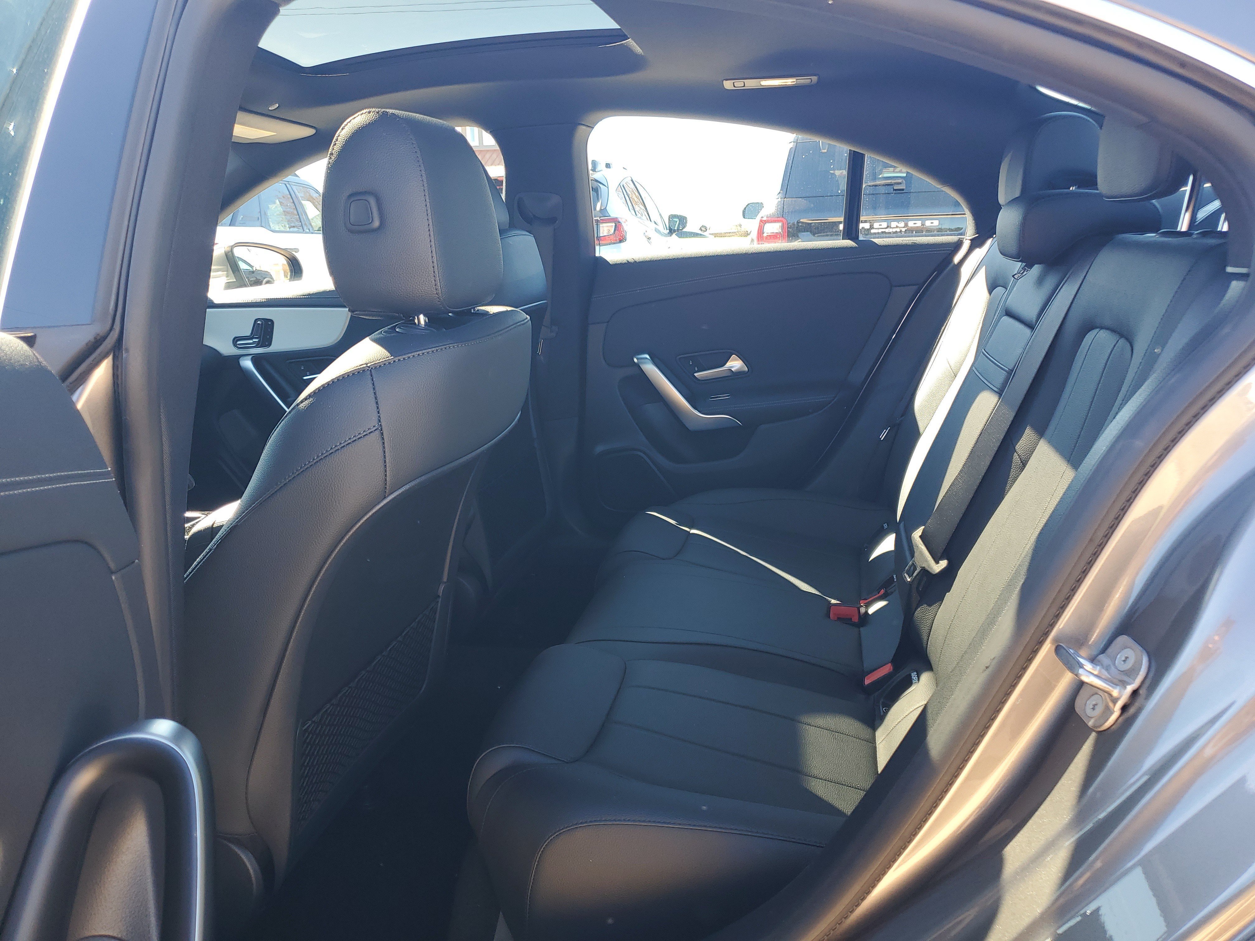 Used 2025 Mercedes-Benz CLA 250 image 27
