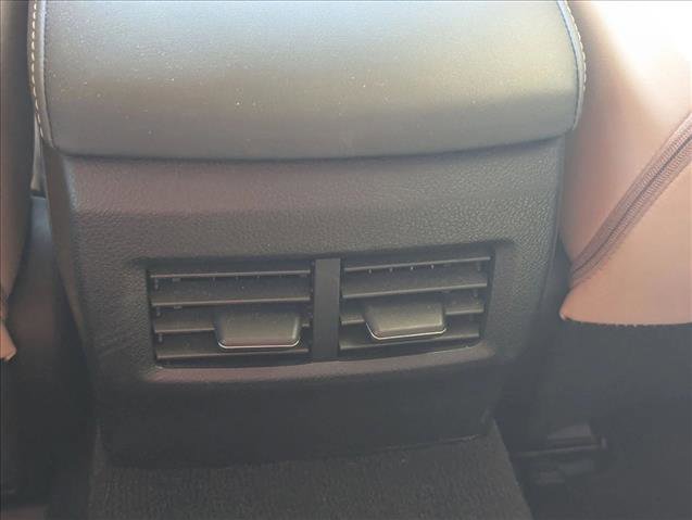 Used 2016 Lexus IS 200t image 14