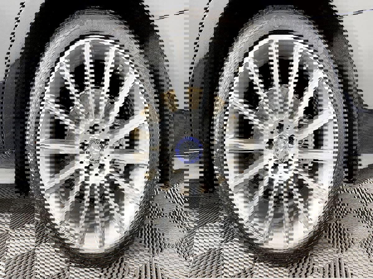 Used 2015 Mercedes-Benz C 400 4MATIC image 23