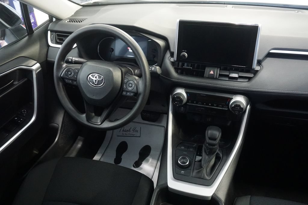 Certified 2025 Toyota RAV4 LE AWD/4WD image 26
