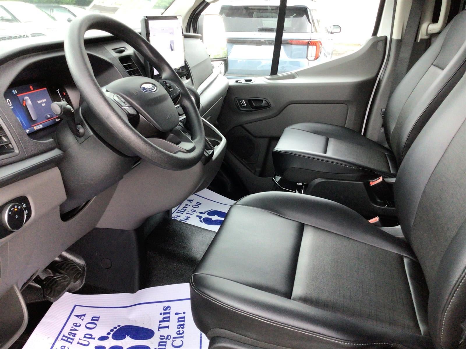 New 2026 Ford Transit 250 Low Roof AWD w/ Exterior Upgrade Package image 2