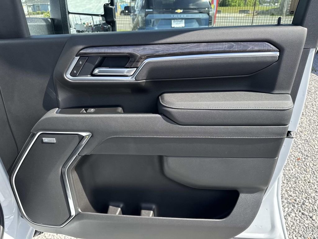 New 2026 Chevrolet Silverado 3500 LTZ w/ LTZ Plus Package AWD/4WD image 13