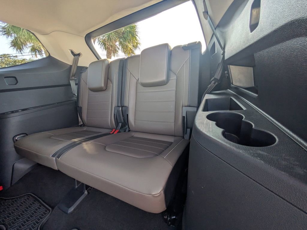 Used 2024 Volkswagen Atlas SEL image 14