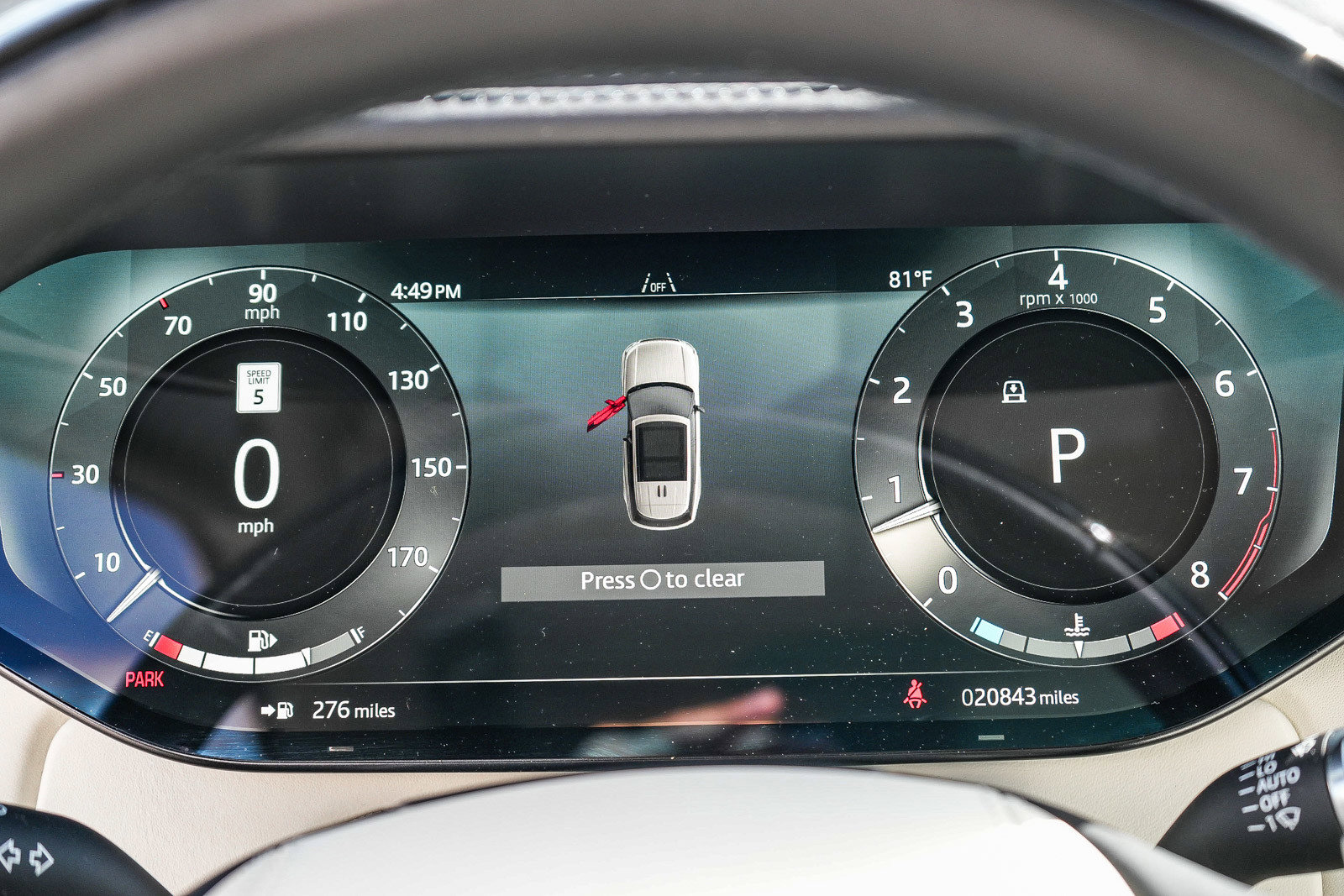 Certified 2025 Land Rover Range Rover SE AWD/4WD image 24