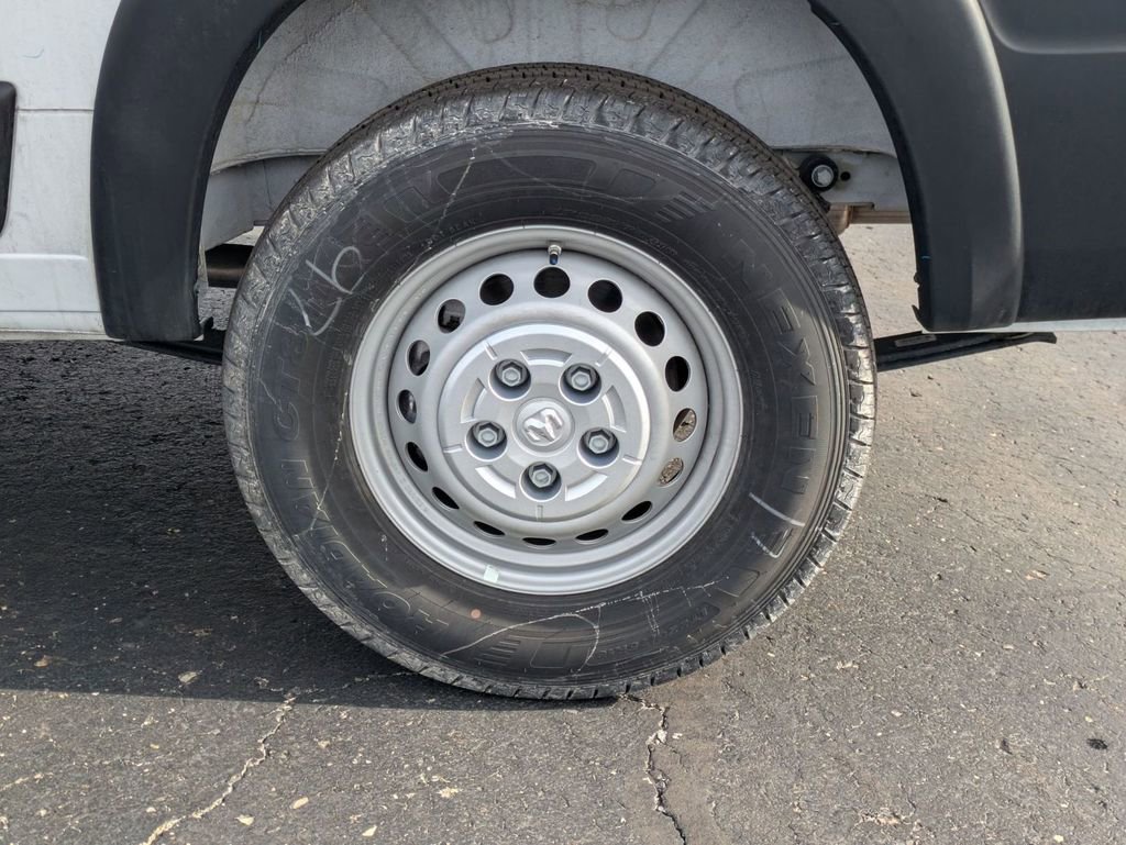 Used 2024 RAM ProMaster 2500 FWD image 11