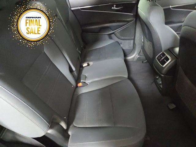 Used 2019 Kia Sorento LX image 19